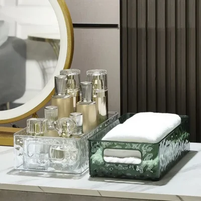 Boite de rangement pour cosmétique et salle de bain